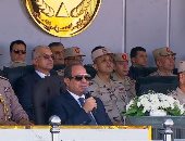 الرئيس السيسي فى رسالة قوية: الجيش المصرى يبنى ويصون ويحمى ولا يعتدى.. فيديو