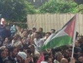 ‎أهالى كفر الشيخ يرفعون علم فلسطين فى الليلة الختامية للدسوقى ويدعون للشهداء بالرحمة