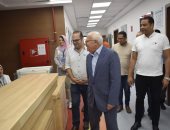 محافظ بورسعيد يتابع مستوى الخدمات الطبية بمنظومة التأمين الصحى الشامل