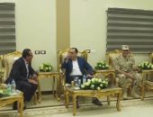 رئيس الوزراء يلتقى مشايخ وعواقل شمال سيناء بمقر الكتيبة 101 فى العريش
