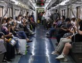 عربات بدون مقاعد فى مترو سول لتخفيف الزحام ساعة الذروة بداية من يناير