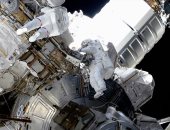 رواد ناسا يكملون مهمة السير فى الفضاء الرابعة للسيدات 