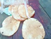 كانوا بيشتروا عيش.. تداول صور لخبز ملطخ بالدماء بغزة بعد قصف إسرائيل لمخبز