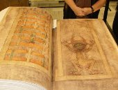 أكبر مخطوطات العصور الوسطى.. ارتفاعها 3 أقدام وتوجد بمكتبة السويد الوطنية