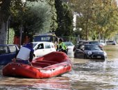 الفيضان والعاصفة كيران يدمران مدينة سياحية بإيطاليا