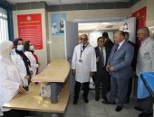 محافظ القاهرة يتفقد مستشفى عين شمس العام لمتابعة الخدمات الطبية.. صور 