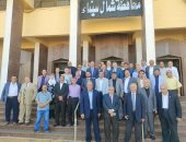 محافظ شمال سيناء يستقبل نقيبى المعلمين والزراعيين.. صور