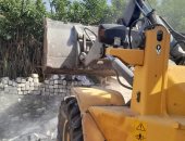 محافظ الإسكندرية يوجه بتنفيذ حملات مُكبرة لإزالة التعديات على الأراضى الزراعية