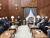 وزير الأوقاف والمفتى يدعمان مواقف شيخ الأزهر تجاه القضية الفلسطينية
