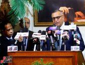 انقسام داخل بيت الأمة.. الهيئة العليا لحزب الوفد توافق على طرح الثقة فى عبد السند يمامة بعد تصاعد الغضب بسبب أزمة انتخابات الشيوخ.. السكرتير العام يتولى الإدارة حتى انعقاد "العمومية الحاسمة" فى 25 يوليو