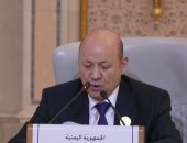 رئيس مجلس القيادة الرئاسى اليمنى: نرفض التهجير القسرى للفلسطينيين