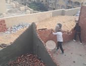 الجيزة: إزالة مخالفات بناء فى حى الهرم استجابة لشكاوى المواطنين