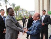 وزير العدل يستقبل نظيره الصومالي لبحث التعاون القضائى.. صور