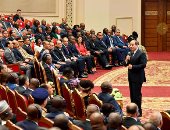 الرئيس السيسي: مصر تقوم بدور إيجابى فيما ينفع الناس وحريصة على البناء والتعمير