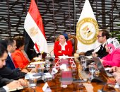 وزيرة البيئة تبحث استضافة مصر لمركز التميز للتكيف مع التغيرات المناخية