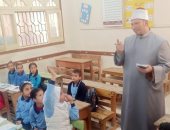 رئيس منطقة الإسكندرية الأزهرية يتفقد المعاهد التعليمية
