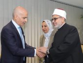 رئيس جامعة الأزهر يهنئ الدكتور ضياء زين العابدين لتعيينه رئيسا لجامعة عين شمس