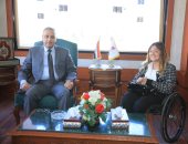 إيمان كريم تلتقى محافظ سوهاج وتطلع على خريطة الخدمات المقدمة لذوى الهمم