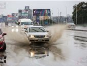 7 نصائح لقيادة آمنة للسيارات أثناء سقوط الأمطار