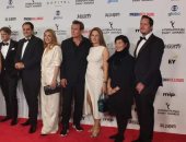 نجوم الفن على السجادة الحمراء لحفل International Emmy Awards.. صور