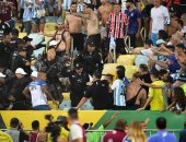 ميسي يقود الأرجنتين لفوز تاريخى أمام البرازيل فى ليلة الشغب والاشتباكات