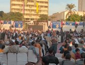 توافد المواطنين على مؤتمر حماة الوطن بأسيوط لدعم المرشح الرئاسى عبد الفتاح السيسى
