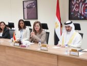 وزيرة التخطيط تناقش سبل التعاون المشترك مع وفد وزاري بحريني 