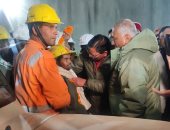 17 يوما داخل النفق.. إنقاذ العمال من نفق منهار في الهند