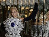 بيونسيه بفستان من المجوهرات فى افتتاحية Renaissance: A Film by Beyoncé