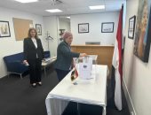 توافد المصريين فى أوروبا للإدلاء بأصواتهم فى انتخابات الرئاسة.. سفارات وقنصليات مصر فى سويسرا وإسبانيا والدنمارك وهولندا وبلجيكا والتشيك تستقبل أبناء الجالية.. وتوقعات بزيادة الإقبال بعد انتهاء يوم العمل