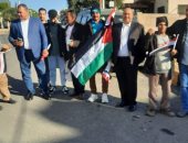 المصريون بالخارج يسطرون ملحمة جديدة فى حب الوطن ورد الجميل.. سياسيون: الساعات الأولى للتصويت شهدت حرصا على المشاركة وإقبالا متزايدا بدول الخليج.. باحث بالمركز المصرى: رصد مبادرات فردية لتوفير وسائل نقل الناخبين