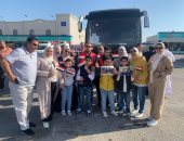 مصريون يعلمون أطفالهم أهم دروس الوطنية باصطحابهم للجان الانتخابات الرئاسية