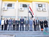 سفير فنلندا يزور مدرسة "ابدأ" للعلوم ويشيد بجهود مصر فى تطوير التعليم