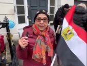 سيدة مصرية بلندن بعد التصويت بالانتخابات الرئاسية: ربنا يحفظ مصر.. فيديو