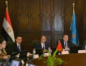 رئيس جامعة الإسكندرية يستقبل وفد جامعة تشجيانغ يوي شيو للغات الأجنبية 