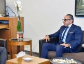 سفير مصر بلبنان يبحث مع سمير جعجع التطورات الإقليمية