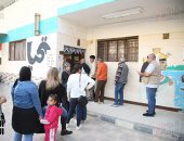 ألم الولادة يفاجئ سيدة ومريض سرطان يدلى بصوته فى انتخابات الرئاسة.. فيديو