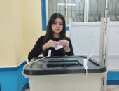أول ناخبة فى لجان الوافدين بالشرقية تدلى بصوتها بانتخابات الرئاسة.. صور