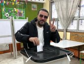 مصطفى كامل يدلى بصوته فى انتخابات الرئاسة 2024 بمنطقة ميدان لبنان