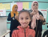 الأهالي يصطحبون أطفالهم أثناء الإدلاء بأصواتهم بانتخابات الرئاسة.. صور 