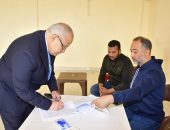 رئيس جامعة القاهرة يطالب المواطنين بالمشاركة فى انتخابات الرئاسة.. صور