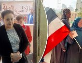 انتخابات الرئاسة 2024.. عظيمات مصر يرسمن مستقبل الوطن.. طوابير نسائية أمام اللجان الانتخابية بجميع المحافظات.. كبيرات السن بالعكاز يتقدمن الصفوف.. والأمن يساعد معمرة علي كرسي متحرك لدخول اللجنة بالعجوزة.. صور