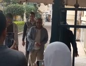 صبرى فواز يدلى بصوته فى الانتخابات الرئاسية بلجنة فنون جميلة بالزمالك