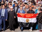 رئيس جامعة طنطا يتقدم مسيرات طلابية احتفالا بالمشاركة في انتخابات الرئاسة