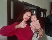 بالحبر الفسفورى.. الرضيعة "ليلى" أصغر الحاضرين بانتخابات الرئاسة 2024.. صور 