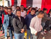 طابور شبابي كبير أمام لجان الشيخ زايد للمشاركة فى انتخابات الرئاسة.. صور 