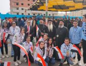 كهنة السويس مع شباب الكشافة أمام اللجان في ثانى أيام انتخابات الرئاسة.. صور