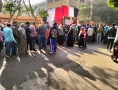 كثافة بطوابير الناخبين أمام اللجان الانتخابية فى حدائق القبة.. صور