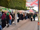 السيدات يتصدرن المشهد الانتخابى فى بورفؤاد للإدلاء بأصواتهن.. صور