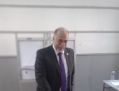 عبد الهادى القصبى بعد الإدلاء بصوته: احتشاد المصريين بالانتخابات درع للوطن 